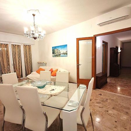 Laura Apartment Venice 4 P. 15 M To Venice Mestre Exterior photo