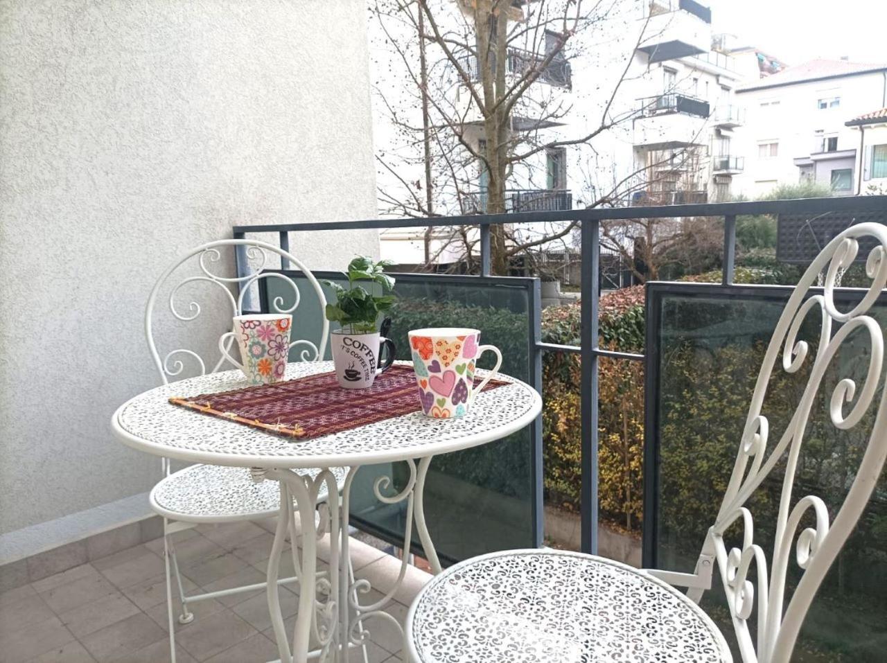 Laura Apartment Venice 4 P. 15 M To Venice Mestre Exterior photo